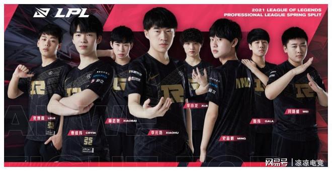 藏的巨大潜 藏的巨大潜