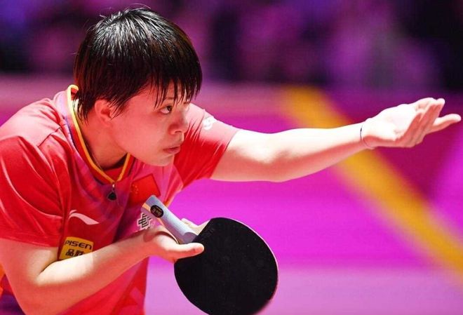 范迪克：哈托被罚下确实影响了比赛，这是个值得学习的时刻.