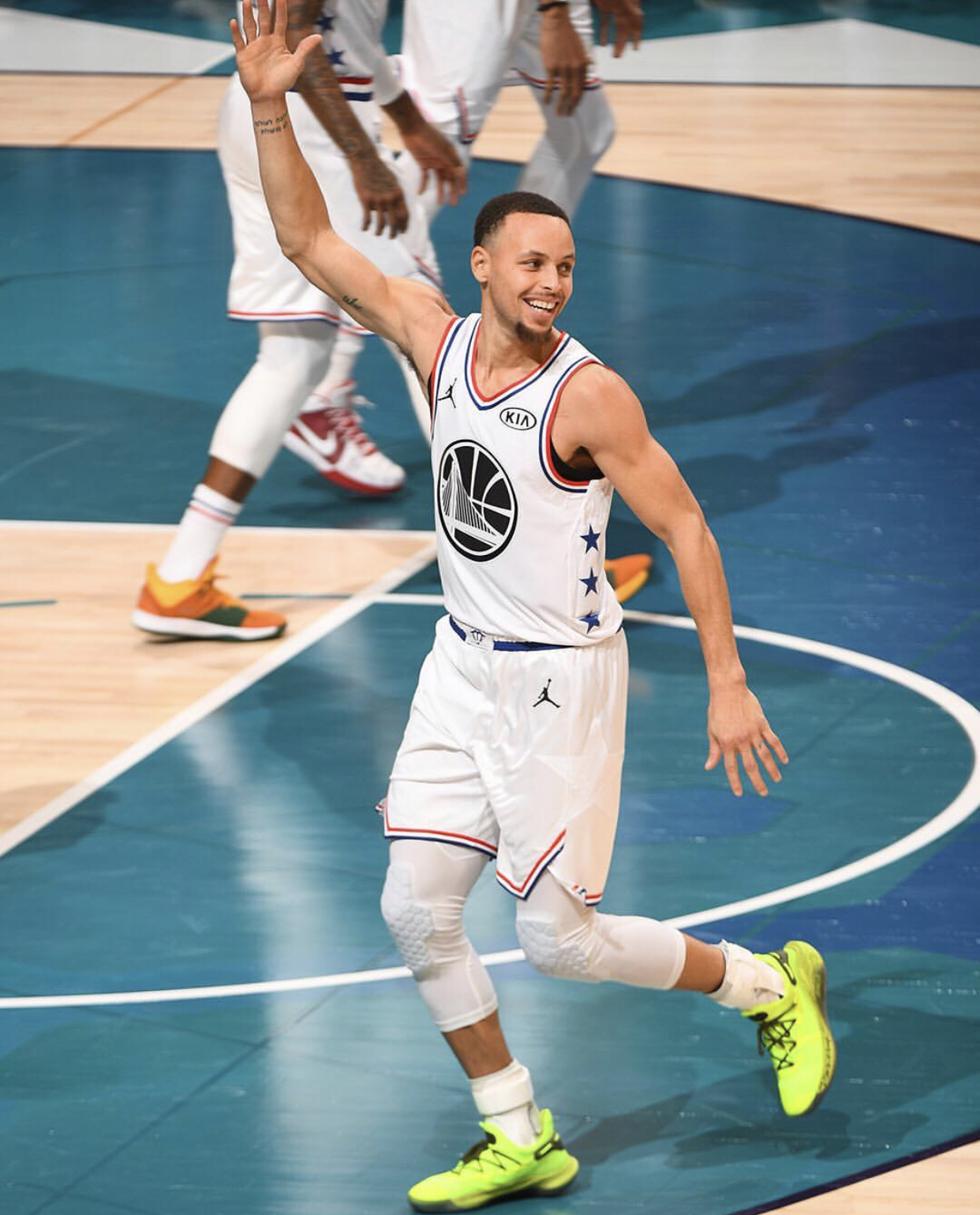 调整出现在 调整出现在